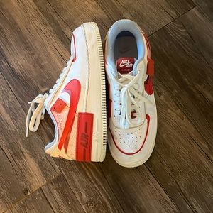 Nike Women's Sneakers White and Red